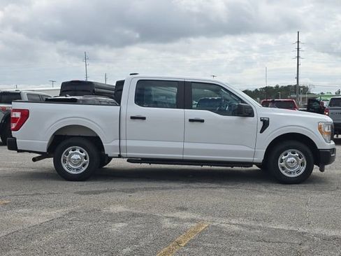 Used 2022 Ford F150 XL w/ Trailer Tow Package image 6
