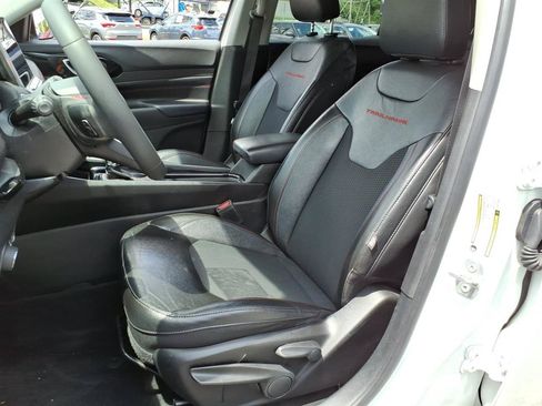 Used 2022 Jeep Compass Trailhawk AWD/4WD image 7