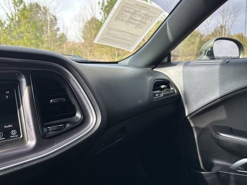 Used 2018 Dodge Challenger SXT image 20