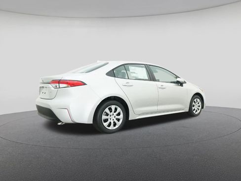 New 2025 Toyota Corolla LE image 25