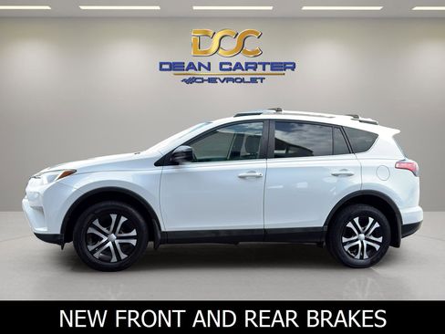Used 2016 Toyota RAV4 LE AWD/4WD image 2