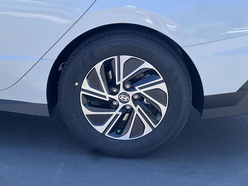 Certified 2026 Hyundai Sonata Blue FWD image 14