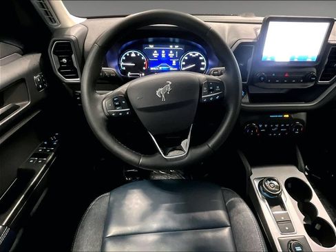 Used 2024 Ford Bronco Sport Outer Banks AWD/4WD image 17