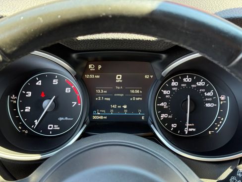 Used 2022 Alfa Romeo Stelvio Ti image 22