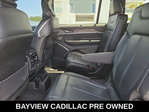 Used 2021 Jeep Grand Cherokee L Overland w/ Luxury Tech Group IV AWD/4WD image 20