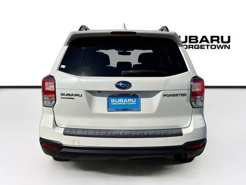 Used 2018 Subaru Forester 2.5i Limited w/ Popular Package #3B image 6