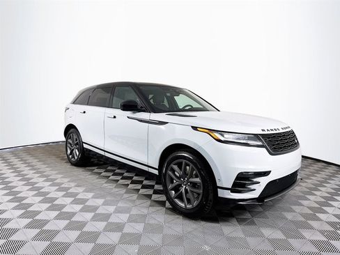 Used 2026 Land Rover Range Rover Velar Dynamic SE image 3
