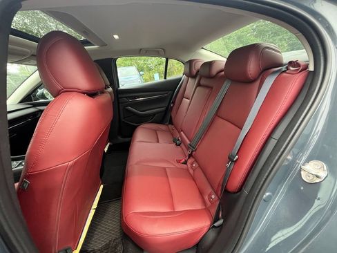 Used 2023 MAZDA MAZDA3 s FWD image 24