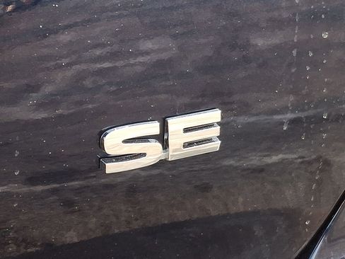 New 2026 Mitsubishi Outlander SE image 26