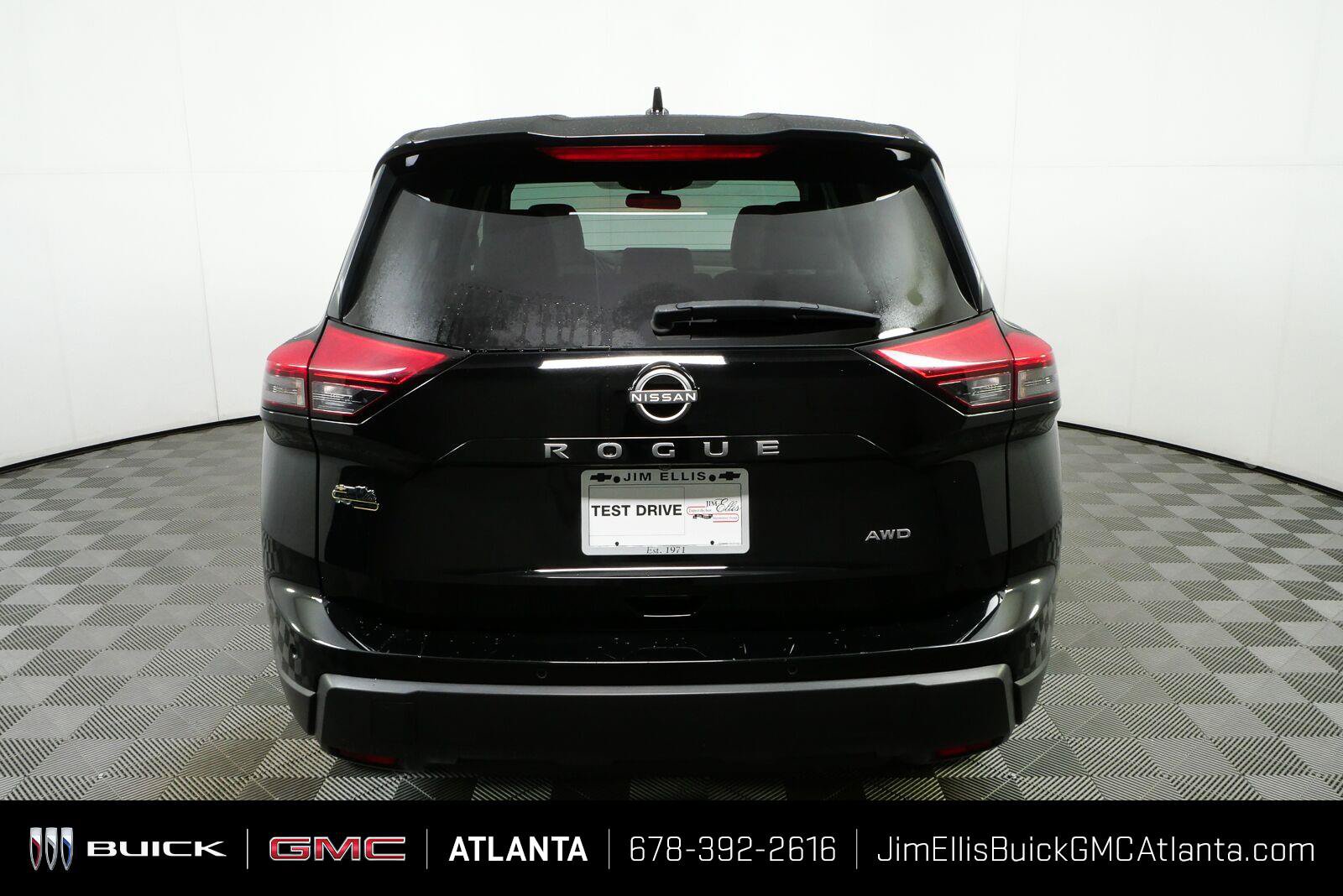 Used 2025 Nissan Rogue SV AWD/4WD image 27