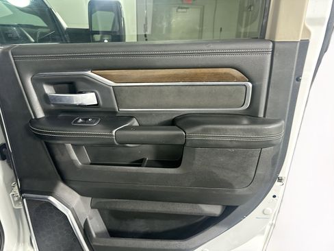 Used 2024 RAM 2500 Laramie w/ Safety Group image 29