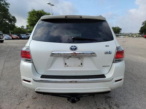 Used 2013 Toyota Highlander Limited AWD/4WD image 6