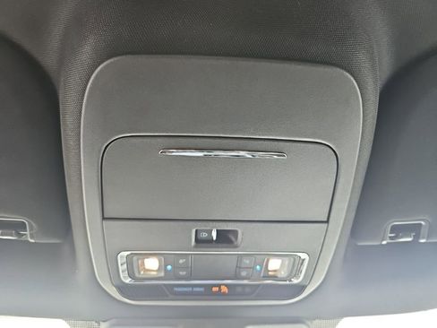 Used 2025 Ford F150 Lariat w/ Equipment Group 501A Mid AWD/4WD image 22
