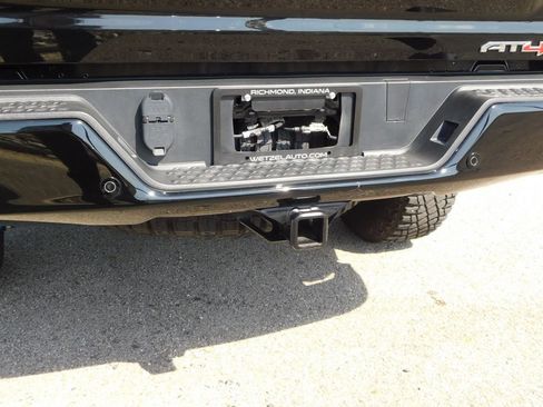 Used 2023 GMC Canyon AT4X AWD/4WD image 7