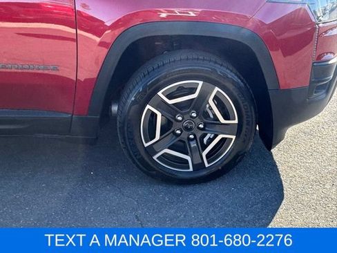 New 2026 Jeep Cherokee Laredo AWD/4WD image 2