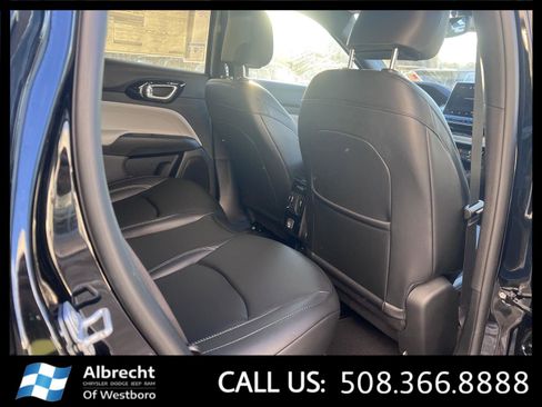 New 2026 Jeep Compass Limited image 13