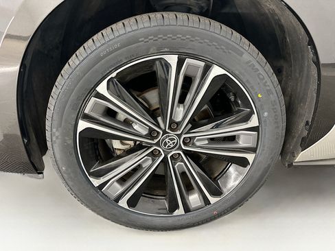 Used 2023 Toyota bZ4X AWD w/ Weather Package image 37