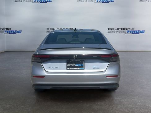 Used 2023 Honda Accord Sport image 6
