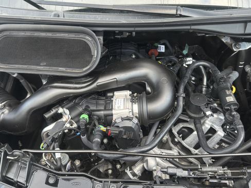 Used 2024 Ford Transit 350 XLT RWD image 27