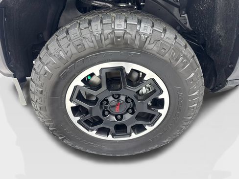 Used 2026 Toyota Tacoma TRD Off-Road w/ TRD Off Road Upgrade Package AWD/4WD image 88