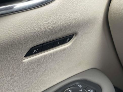 Used 2020 Cadillac XT6 Premium Luxury image 25