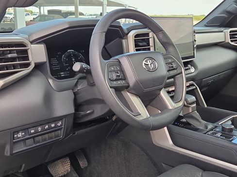 Used 2025 Toyota Tundra Limited image 10