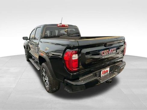 Used 2023 GMC Canyon AT4 w/ AT4 Premium Package image 8