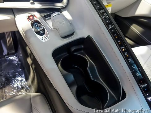 Used 2024 Chevrolet Corvette Stingray Premium Cpe RWD image 22