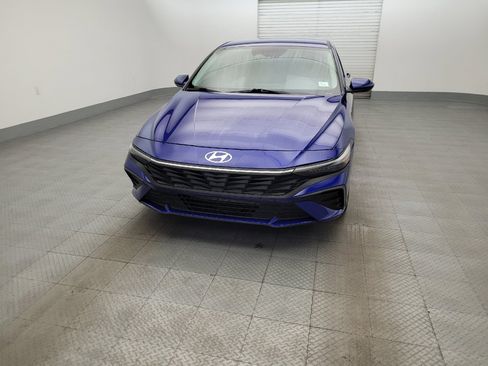 Used 2024 Hyundai Elantra SEL FWD image 15