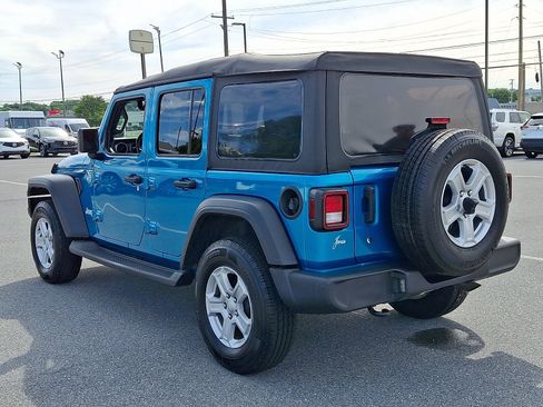 Used 2019 Jeep Wrangler Unlimited Sport S AWD/4WD image 4
