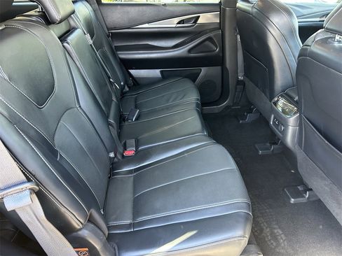 Certified 2023 INFINITI QX60 Luxe w/ Cargo Package image 11