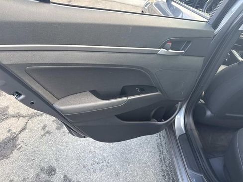 Used 2018 Hyundai Elantra Value Edition image 18