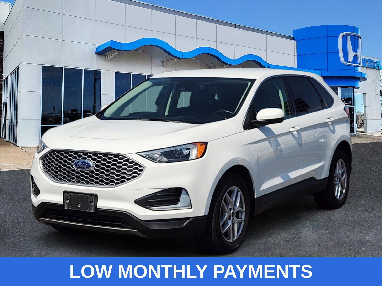 Used 2024 Ford Edge SEL AWD/4WD image 2