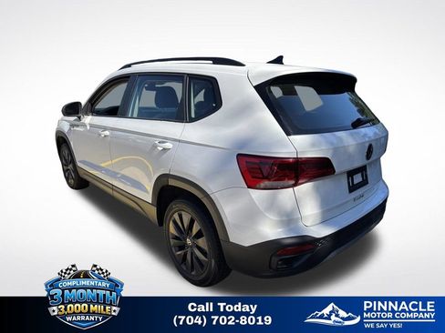 Used 2024 Volkswagen Taos S FWD image 6