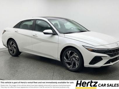 Used 2025 Hyundai Elantra SEL