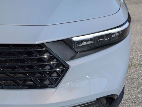 New 2025 Honda Accord SE image 10