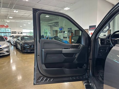 Used 2022 Ford F150 Lariat w/ Trailer Tow Package AWD/4WD image 13