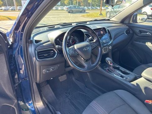Used 2022 Chevrolet Equinox RS w/ Infotainment Package AWD/4WD image 8