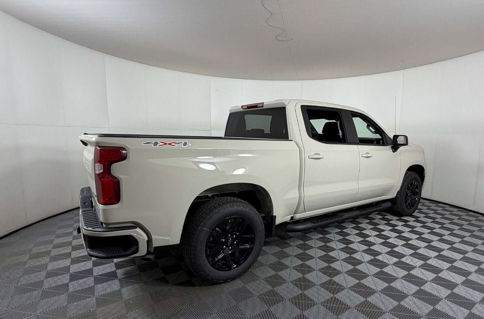 New 2026 Chevrolet Silverado 1500 RST w/ RST Select Package AWD/4WD image 4