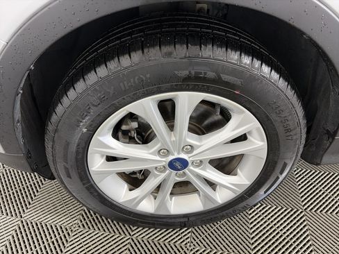 Used 2019 Ford Escape SEL AWD/4WD image 15
