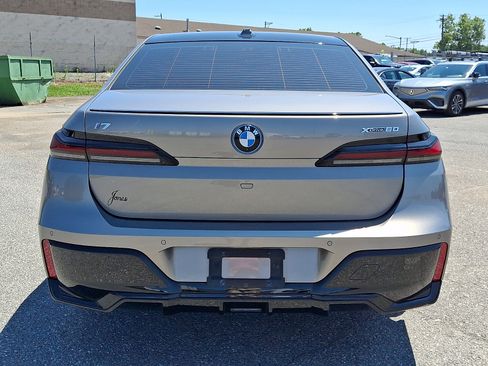 Used 2024 BMW i7 xDrive60 AWD/4WD image 5