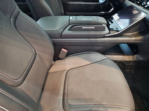 New 2026 INFINITI QX80 Luxe w/ Cargo Package image 29