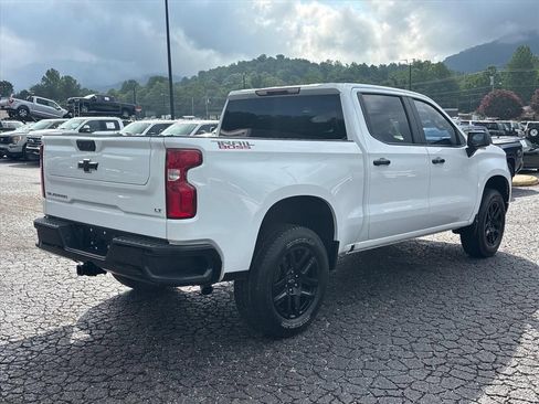 Used 2023 Chevrolet Silverado 1500 LT Trail Boss w/ Protection Package AWD/4WD image 8