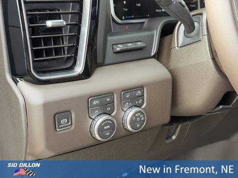 New 2026 GMC Sierra 2500 Denali w/ Denali Reserve Package AWD/4WD image 12