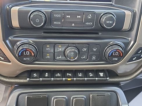 Used 2017 GMC Sierra 2500 Denali w/ Duramax Plus Package AWD/4WD image 25