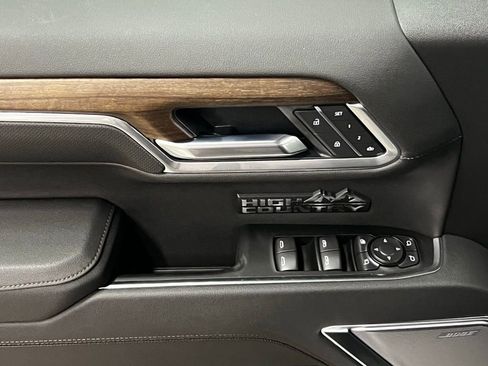 New 2026 Chevrolet Silverado 1500 High Country w/ Technology Package AWD/4WD image 18