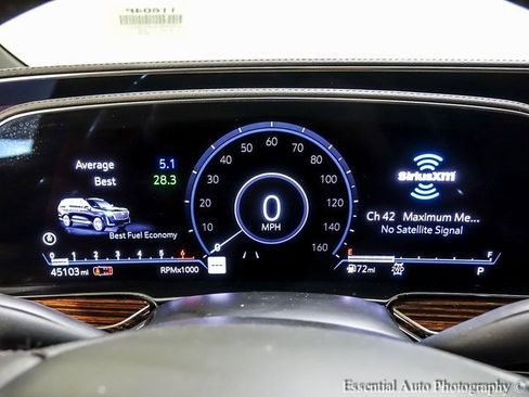 Certified 2022 Cadillac Escalade Premium Luxury image 14