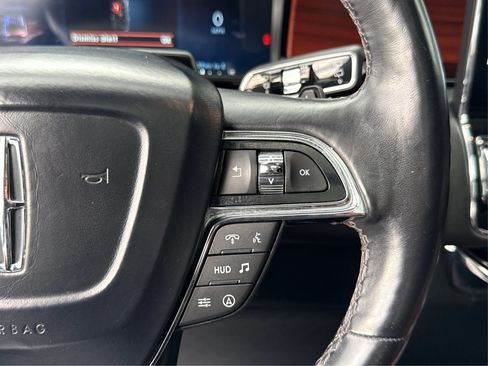 Used 2022 Lincoln Navigator L Reserve AWD/4WD image 38
