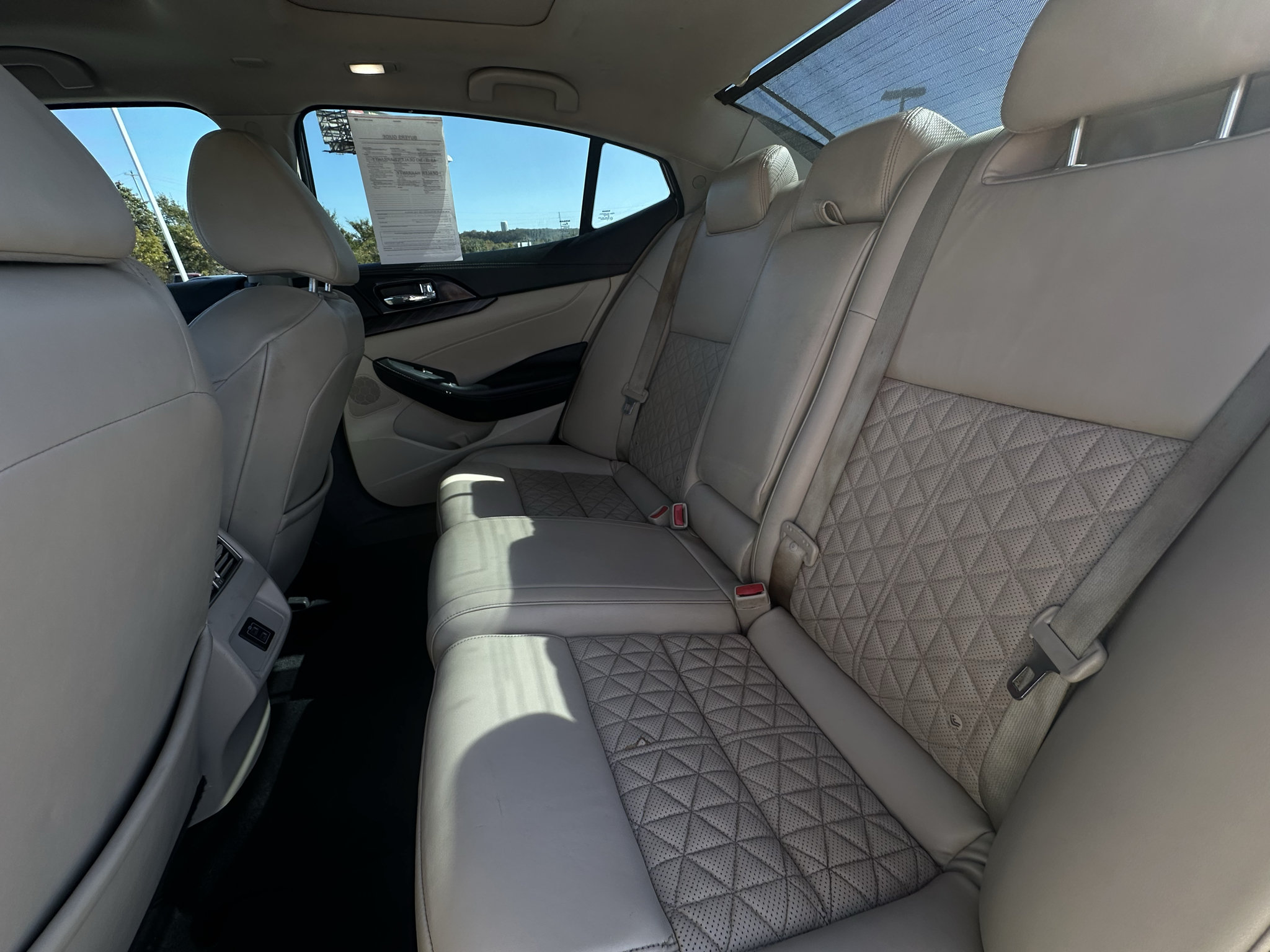 Used 2018 Nissan Maxima Platinum FWD image 9