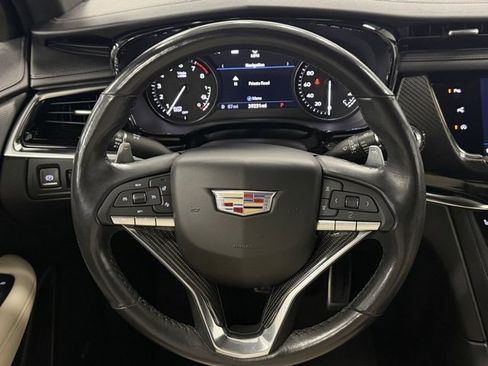 Used 2021 Cadillac XT6 Sport image 15